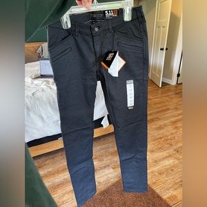 5.11 Tactical Women’s Defender Flex Pants 10 Long